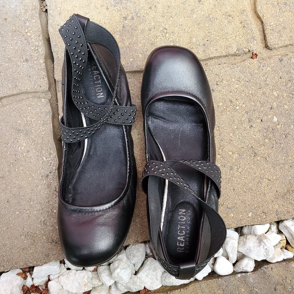 Kenneth Cole Reaction Gen-eral Ballet Flats 6.5